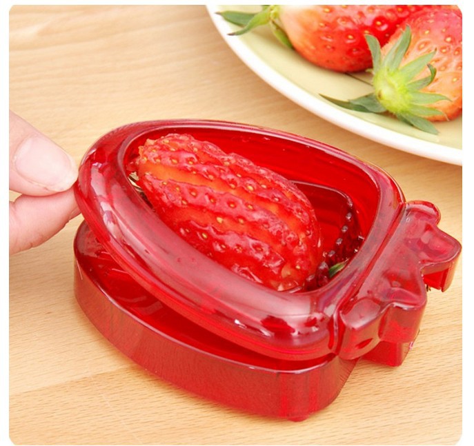 Red Strawberry Slicer Plastic Fruit Carving Tools Salad Cutter Berry Strawberry Cake Decoration Cutter Kitchen Gadgets